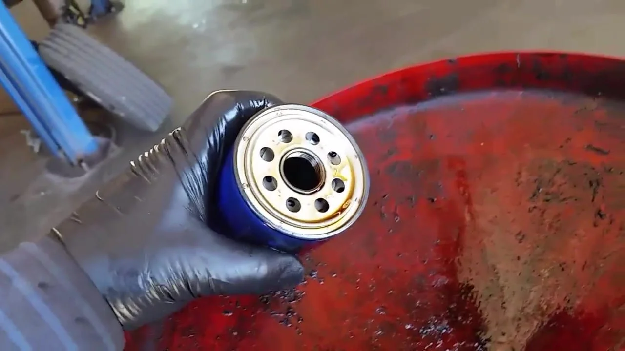 How to Remove a Stuck Oil Filter - Oil Filters Online