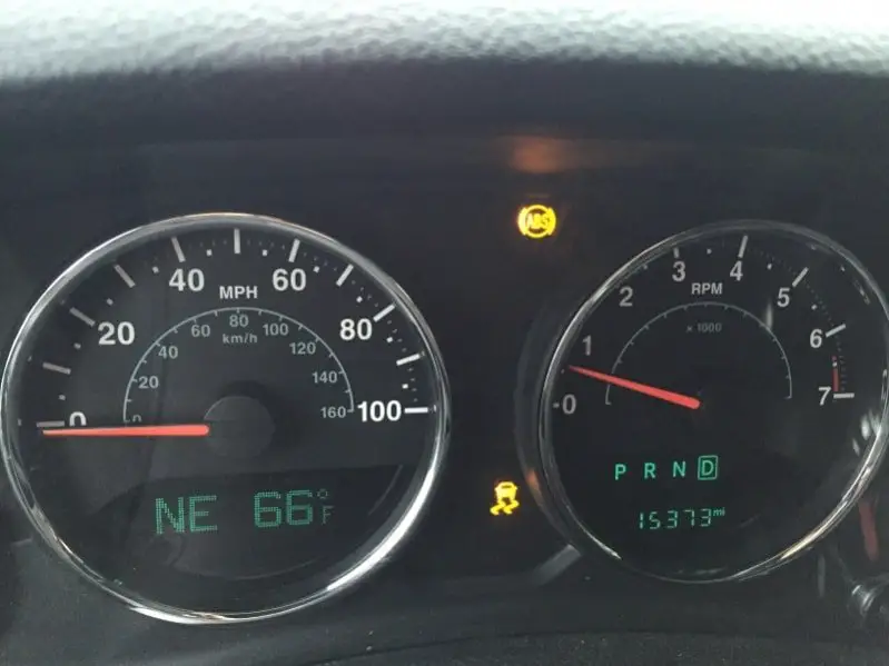 Total 58+ imagen abs and traction control light jeep wrangler -  